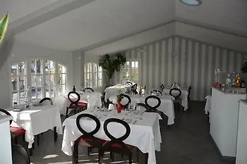 Ca' Del Mar * インペリア